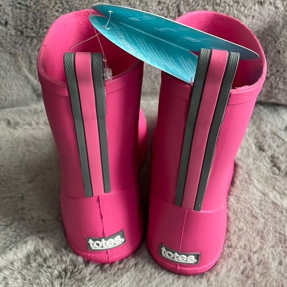 Totes - Kids Rubber Boots - Picture 3 of 6